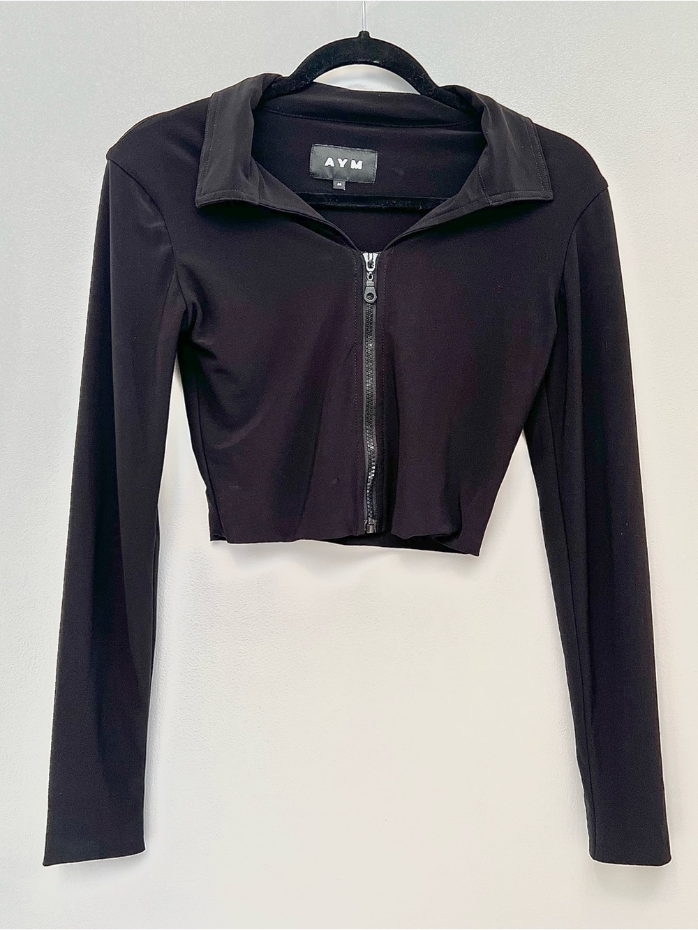AYM Crop Top Zip-Front Long Sleeve Athletic Black Small